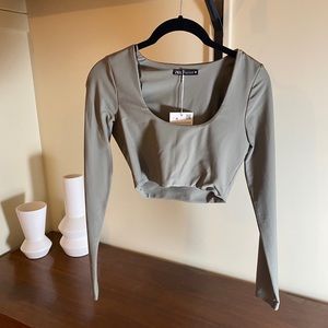 Zara long sleeve crop top green #NWT